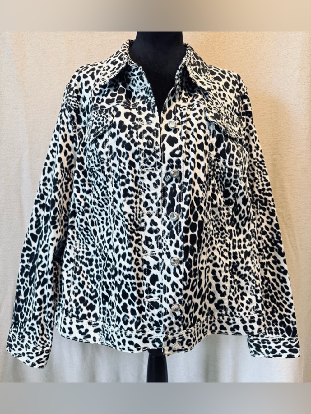 Laura Ashley Snow Leopard Print Denim Jacket XL - Picture 3 of 9